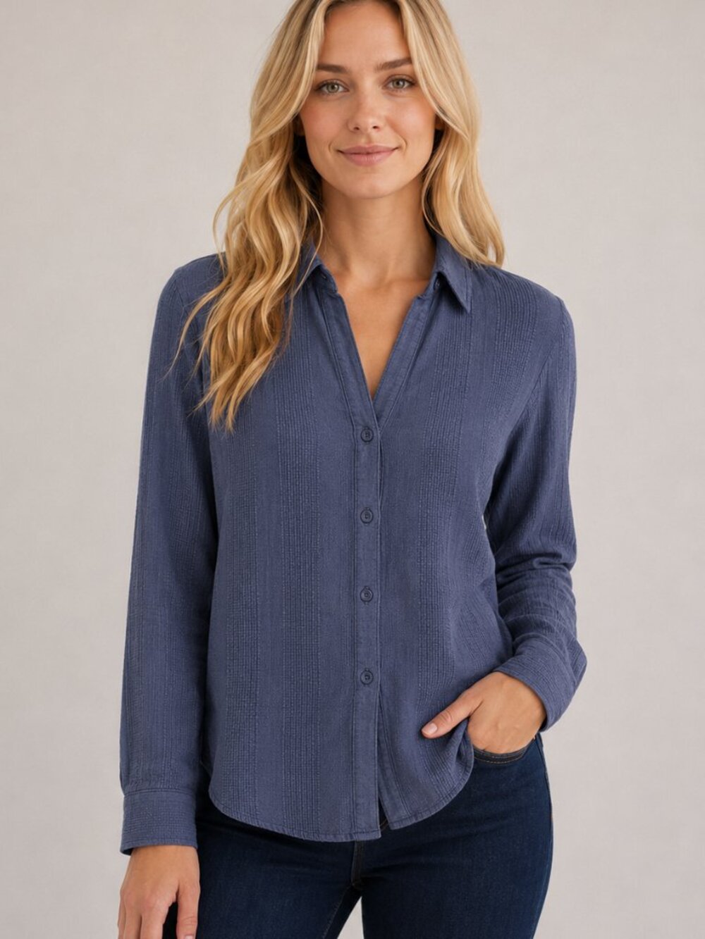 Cloth & Stone Linen Blend Button Front Shirt in Medium Blue, Size M